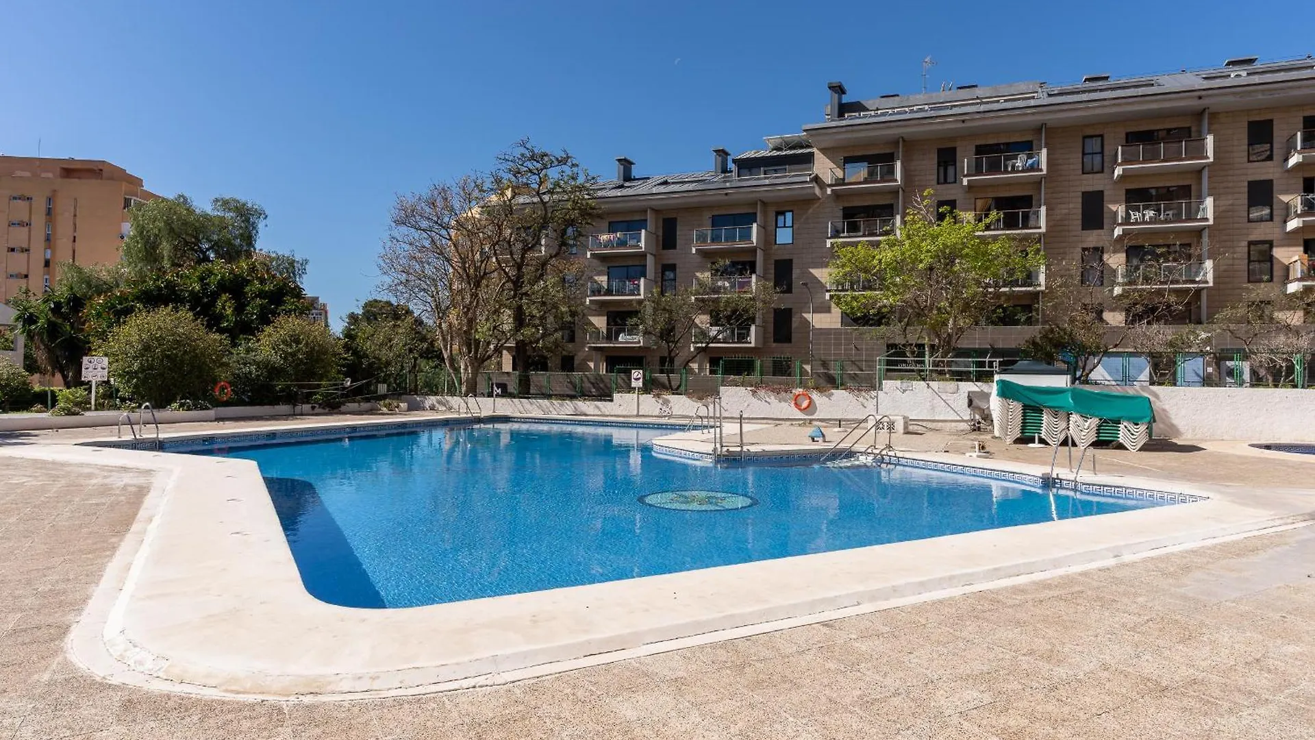 Blonzu Yibuti Apartment Benalmadena 0*,